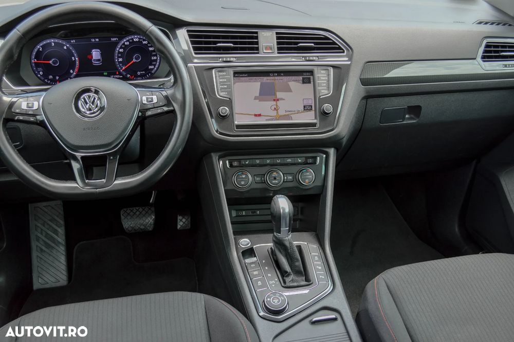 Volkswagen Tiguan 2.0 TDI 4Mot DSG Comfortline - 24