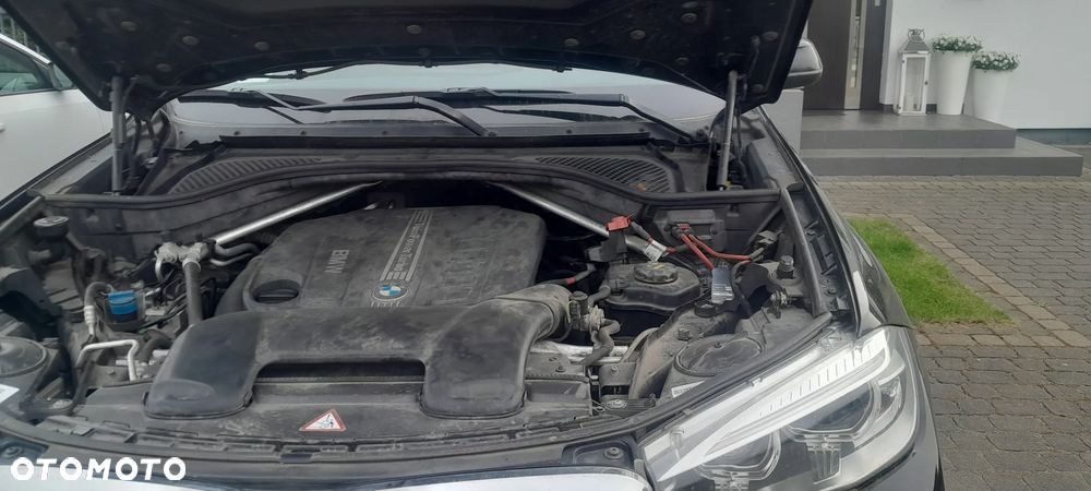 BMW X6 xDrive40d - 9