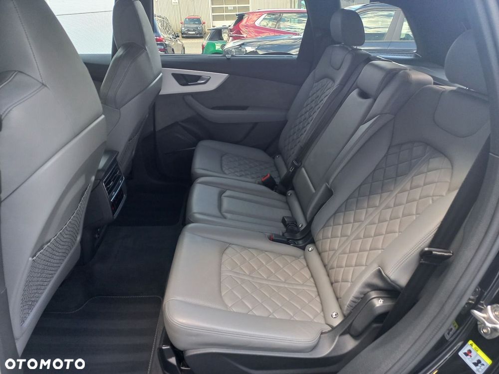 Audi SQ7 4.0 TDI Quattro Tiptronic - 13