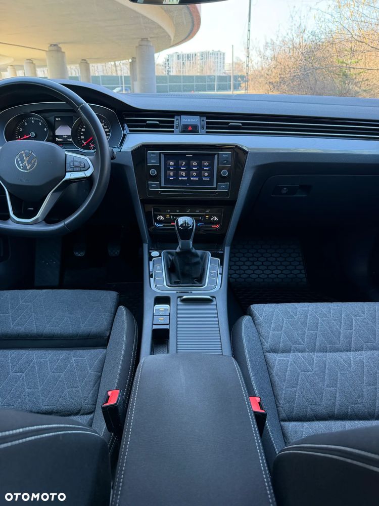 Volkswagen Passat 1.5 TSI EVO Business - 21
