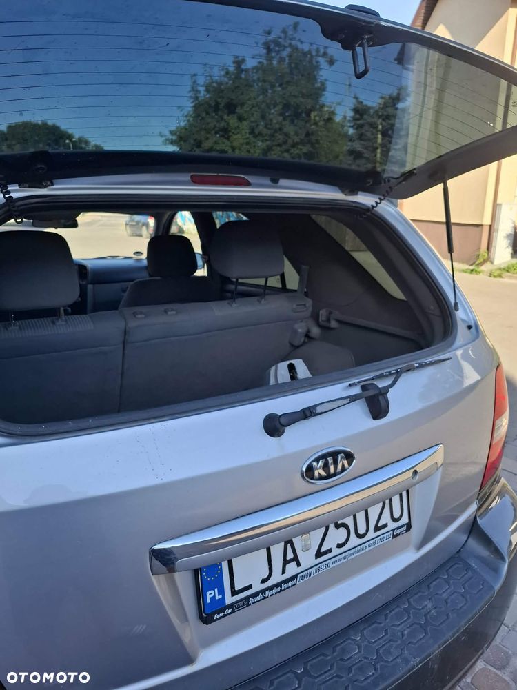 Kia Sorento - 12