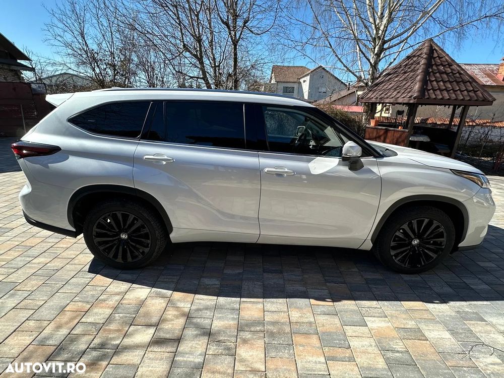 Toyota Highlander 2.5 L Dynamic Force 248CP Luxury Pearly - 20