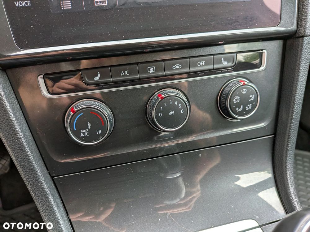 Volkswagen Golf 1.6 TDI (BlueMotion Technology) Trendline - 21