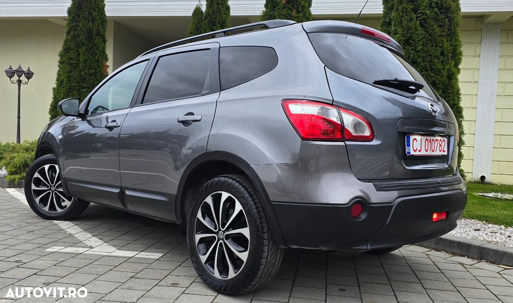 Nissan Qashqai+2 - 6