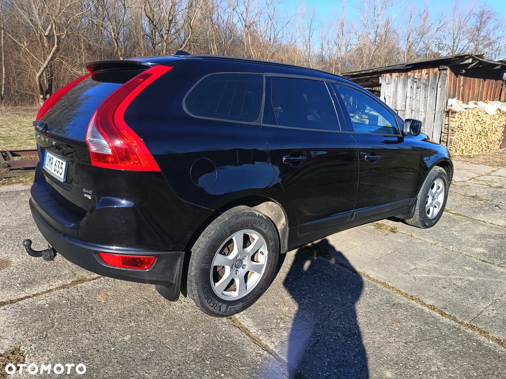 Volvo XC 60 2.4D DRIVe - 10
