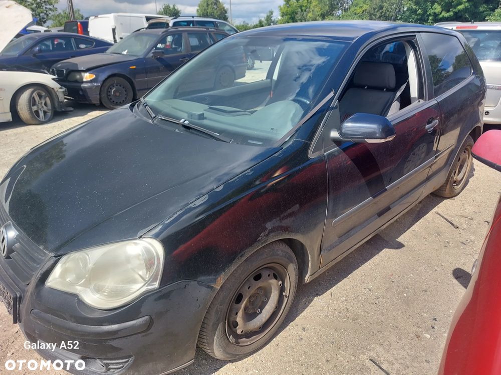 Zderzak VW POLO IV 1,2B 05R. lampy,drzwi,maska,klapa.... - 2