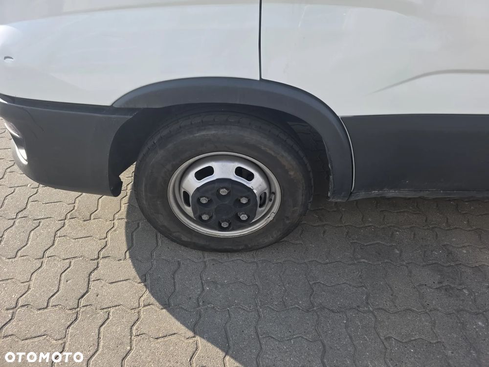 Iveco 35C14 Wywrotka Doka Brygadówka Wzmocniona Skrzynka Narzędziowa - 15