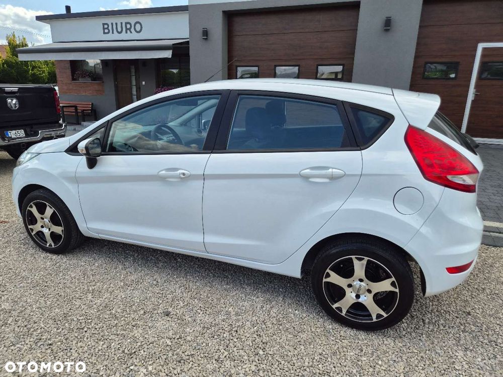 Ford Fiesta - 5