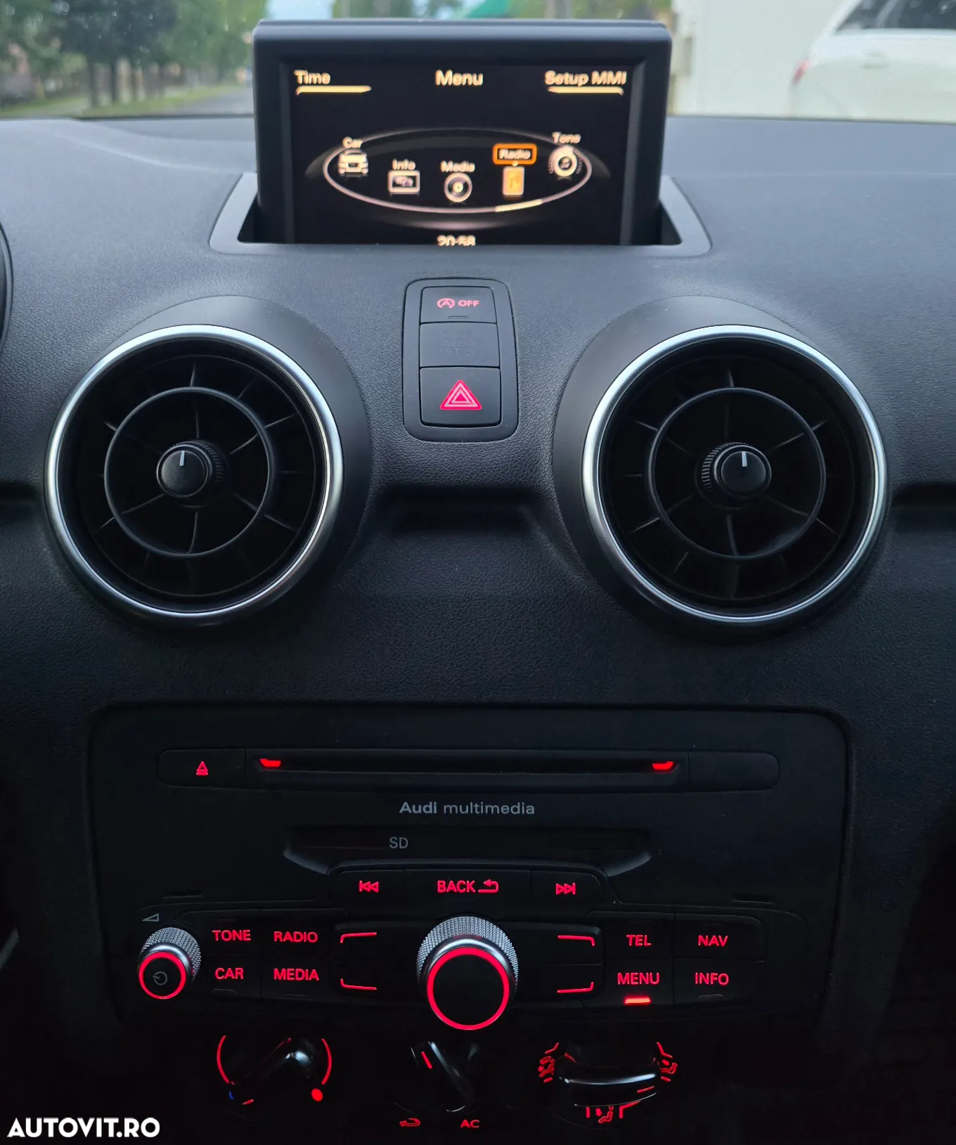 Audi A1 1.6 TDI Ambition - 17