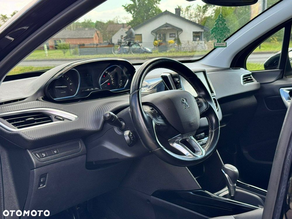 Peugeot 2008 PureTech 110 GPF Stop&Start EAT6 Allure - 20