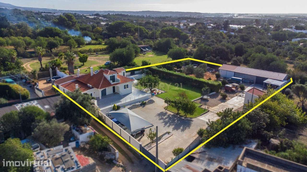 Moradia, 100 m², Santa Bárbara de Nexe - Grande imagem: 3/49