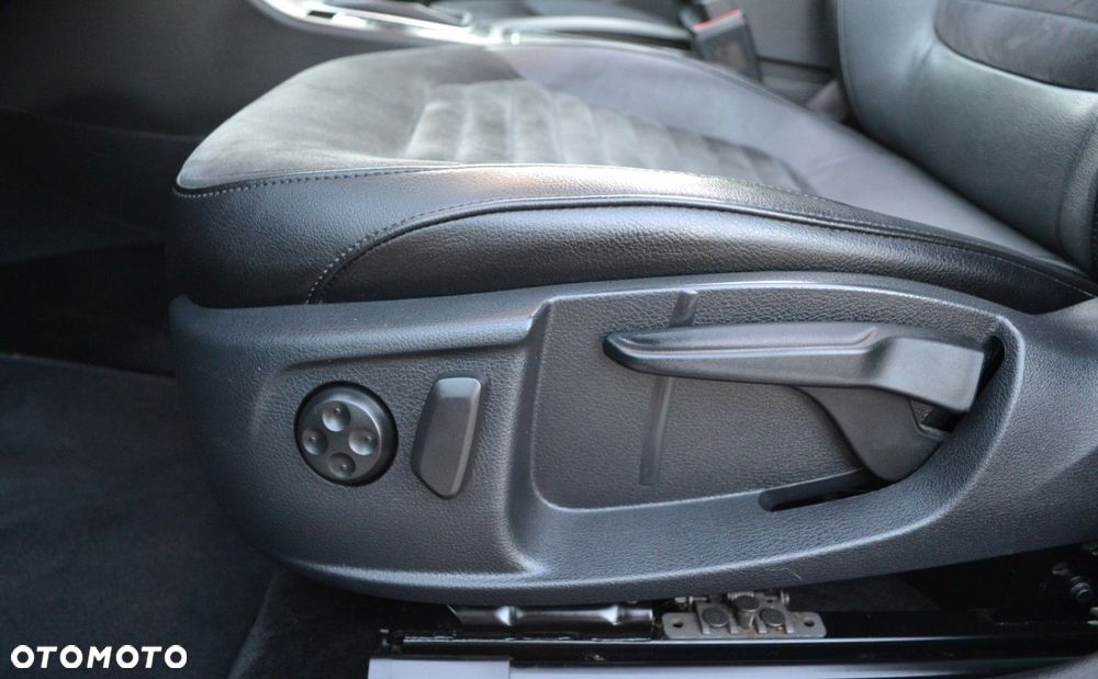 Volkswagen Passat - 27