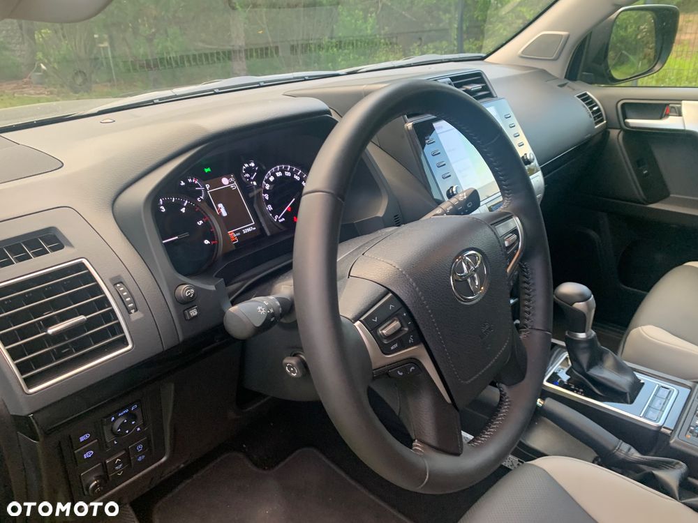 Toyota Land Cruiser LC 2.8 D-4D Executive - 29