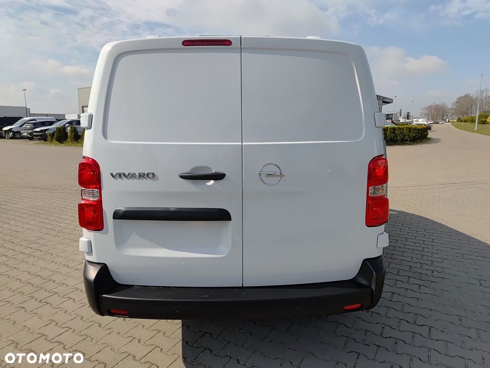 Opel Vivaro Vivaro Furgon XL Diesel 2.2 150 KM Manual - 4
