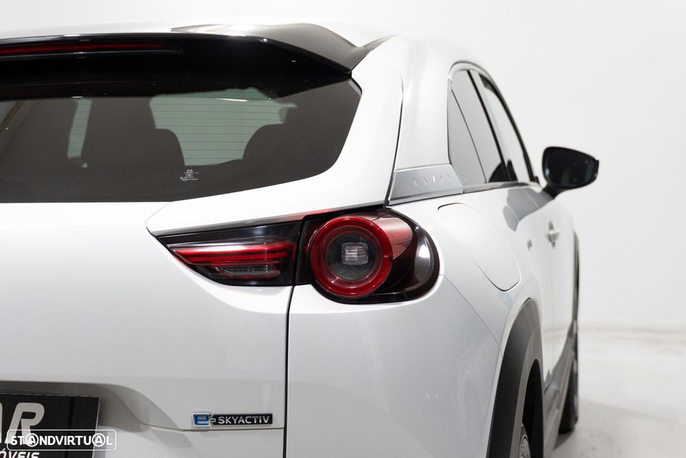 Mazda MX-30 e-SKYACTIV Excellence - 8