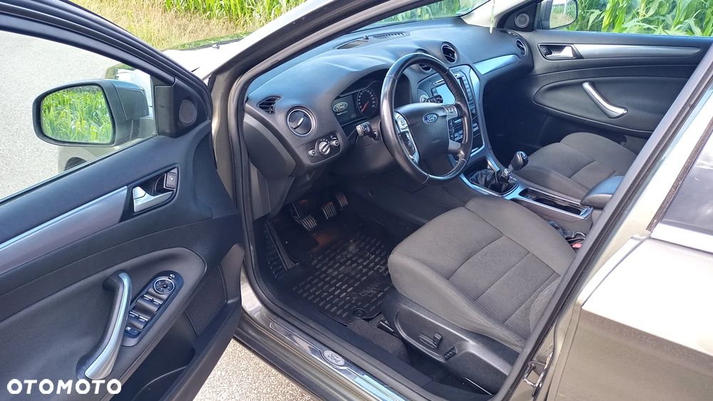 Ford Mondeo 1.6 TDCi Start-Stopp Titanium - 10
