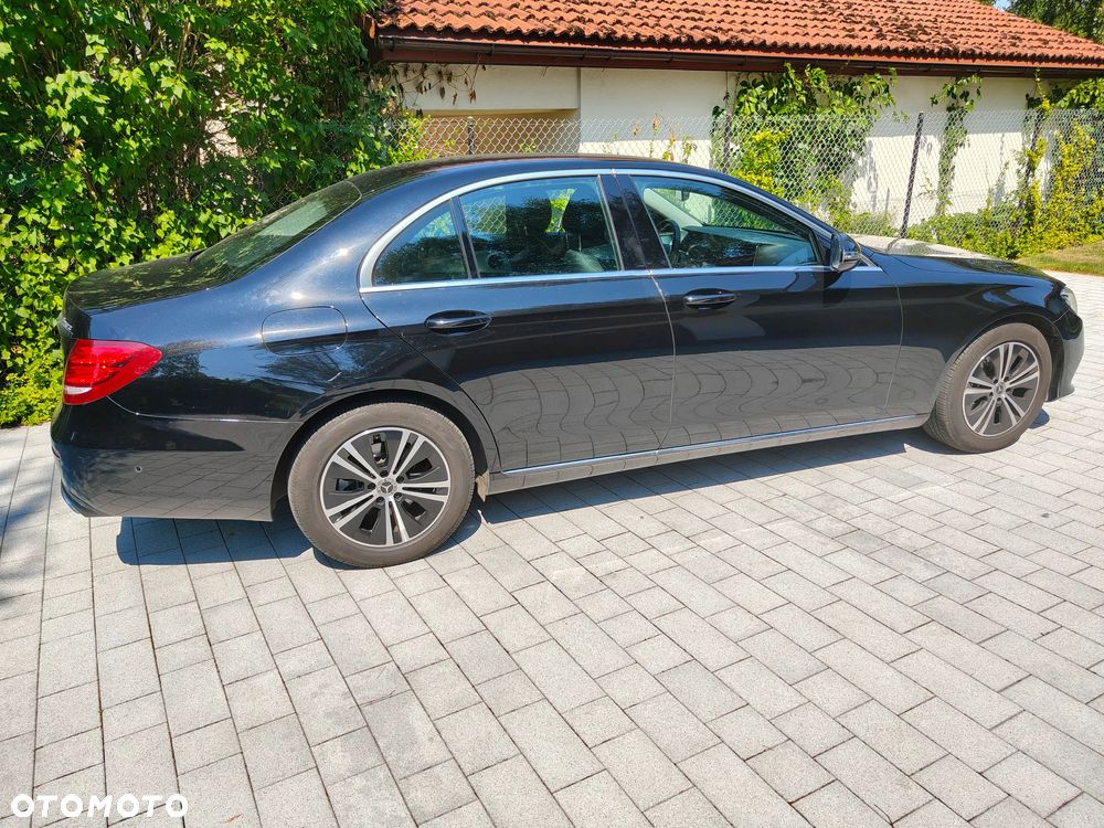 Mercedes-Benz Klasa E 220 d AMG - 3
