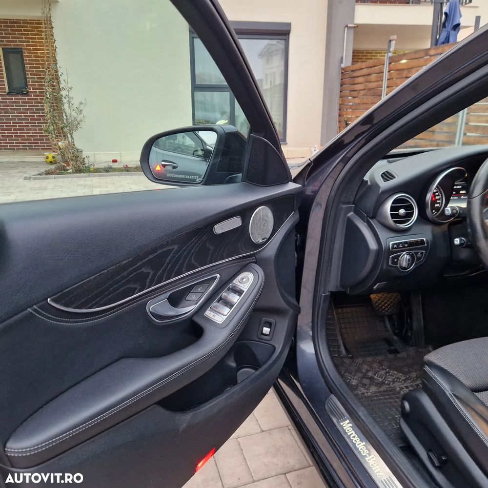 Mercedes-Benz C 250 (BlueTEC) d 4Matic 7G-TRONIC Avantgarde - 5