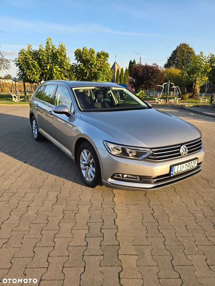 Volkswagen Passat Variant 1.6 TDI SCR DSG Comfortline - 2