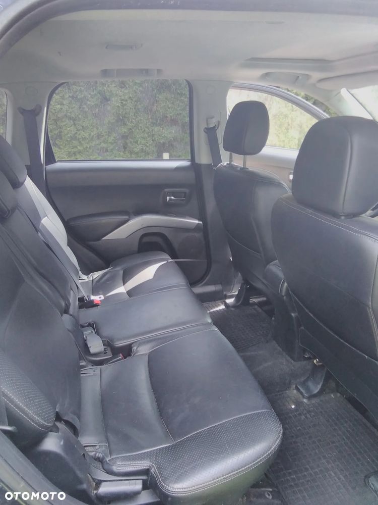 Mitsubishi Outlander 2.2 DID Instyle - 14