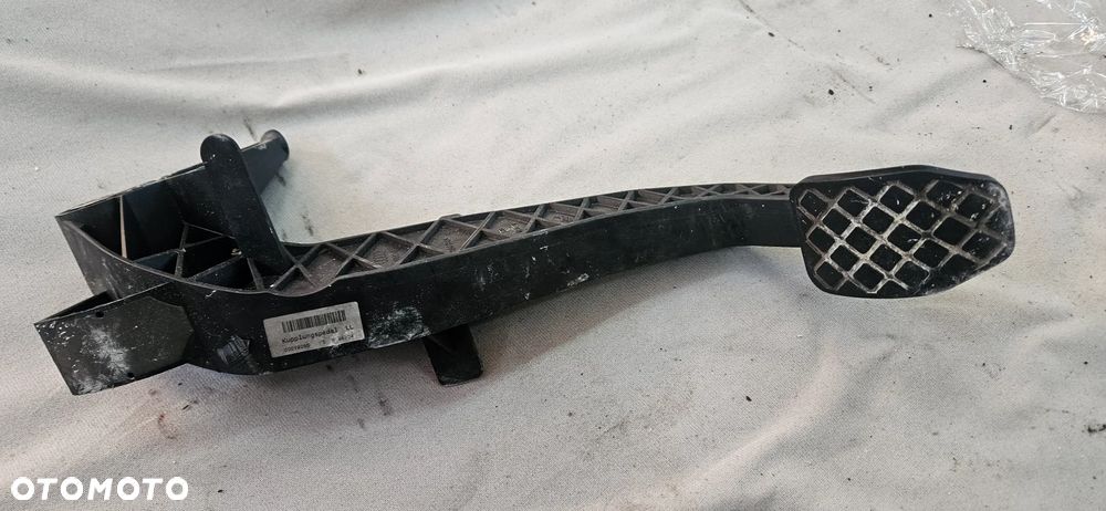 Pedał Sprzęgła Audi A6 C6 2,0 TDI 2006r 4F1721316 00019265 - 2