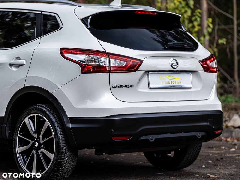 Nissan Qashqai 1.6 dCi TEKNA - 19