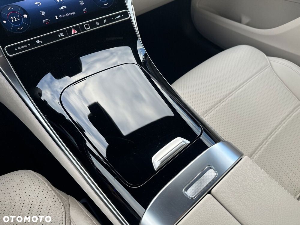 Mercedes-Benz GLC 200 d mHEV 4-Matic Avantgarde - 25