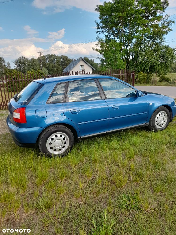 Audi A3 Sportback - 17