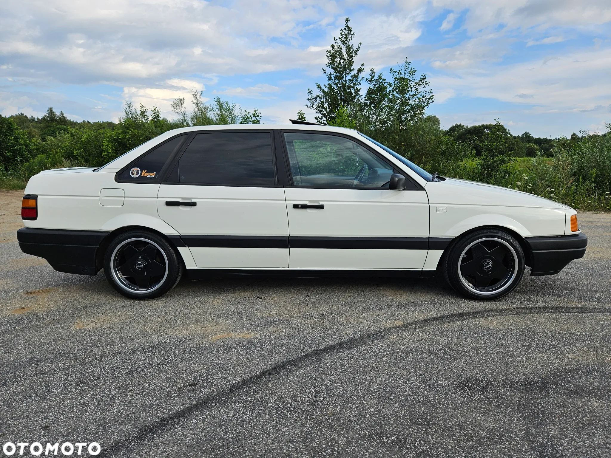 Volkswagen Passat 1.8 CL - 2