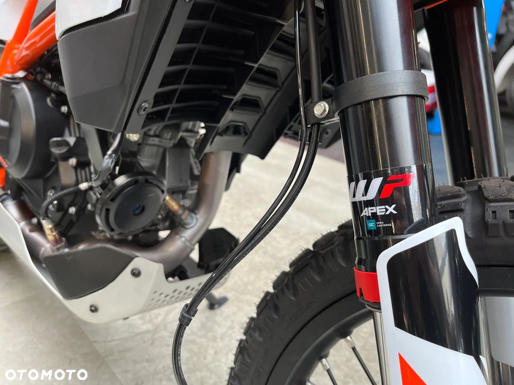 KTM Adventure - 14