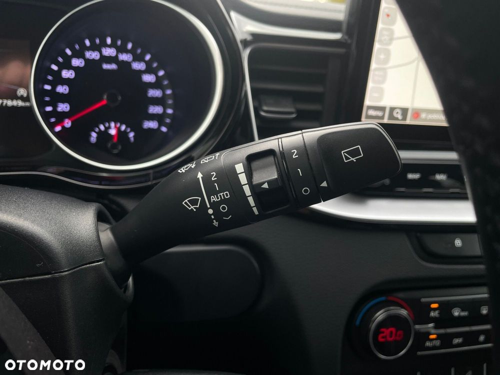 Kia Ceed 1.5 T-GDI Business Line DCT - 24