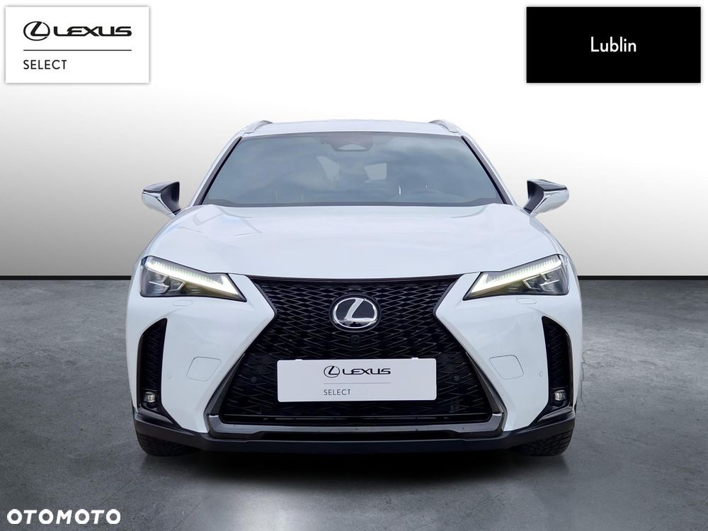 Lexus UX - 8