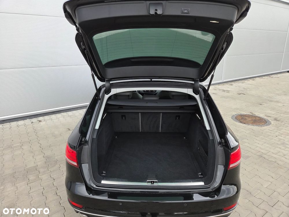 Audi A4 Avant 2.0 TDI ultra S tronic - 40