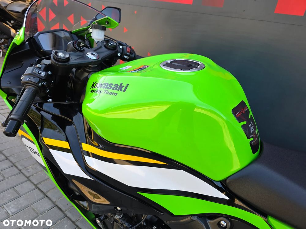 Kawasaki ZX - 9