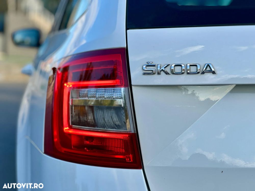 Skoda Octavia Combi Diesel 1.6 TDI DSG Style - 29