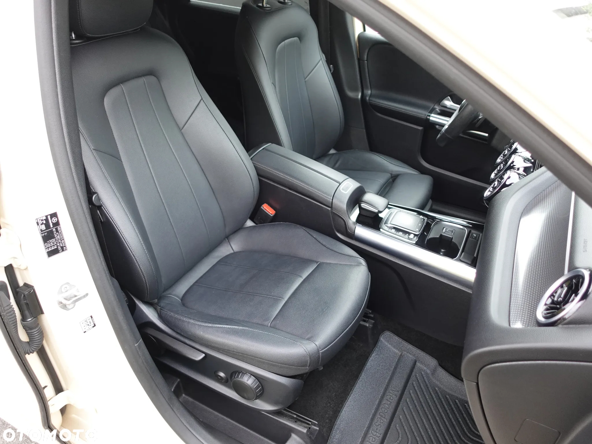 Mercedes-Benz Klasa B 200 d 8G-DCT Style - 6