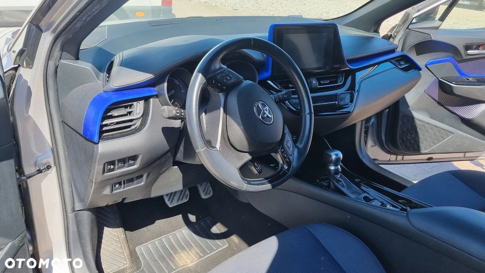 Toyota C-HR Business-Edition - 28