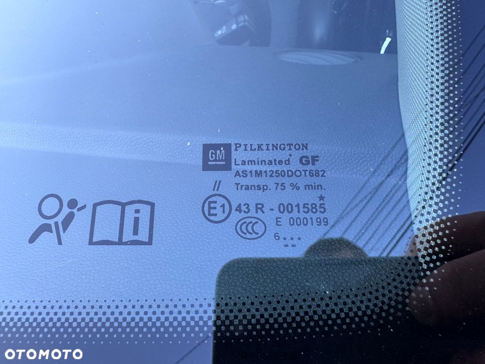 Opel Astra 2.0 Turbo Cosmo - 32