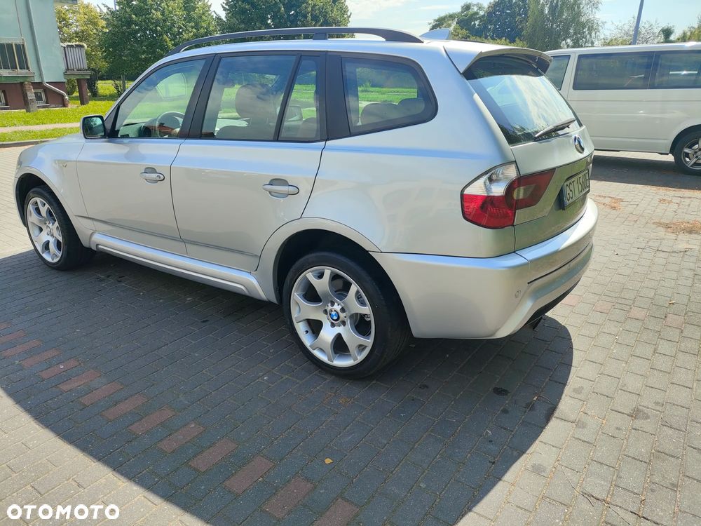 BMW X3 xDrive20i Limited Sport Edition - 3