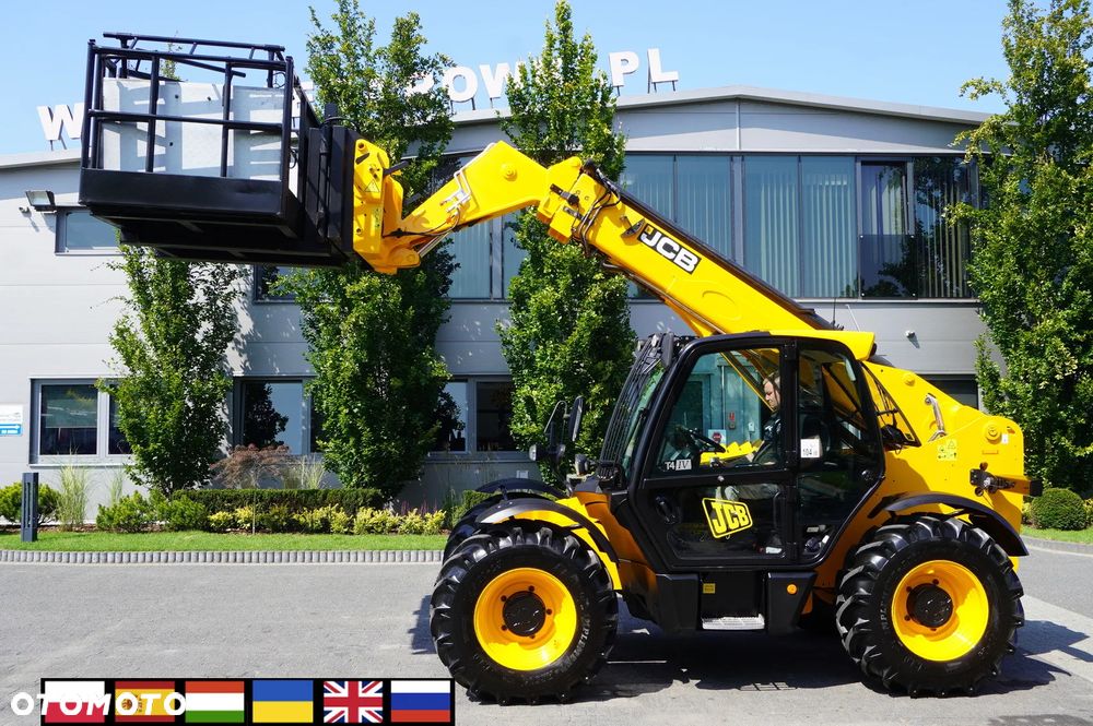 JCB 535-95 / 3,5 t / zasięg 9,5 m / joystick - 1