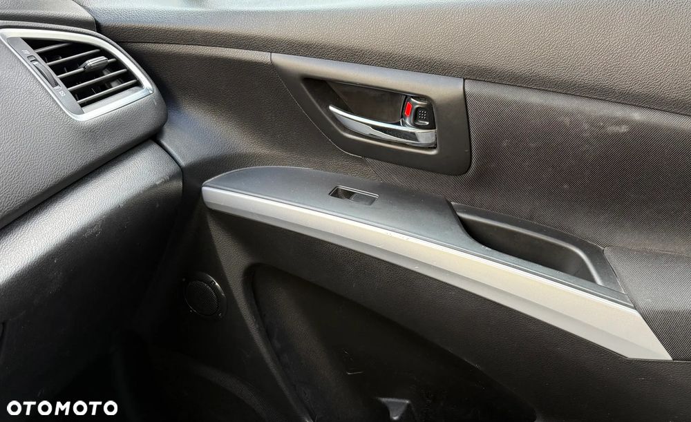 Suzuki SX4 S-Cross 1.0 T Comfort - 17