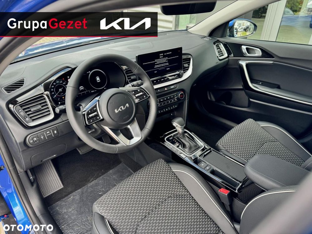 Kia XCeed - 16