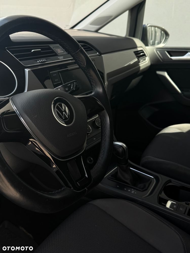 Volkswagen Touran 1.5 TSI EVO Active DSG - 19
