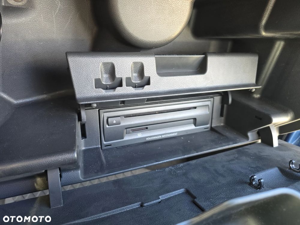 Volkswagen Polo - 31