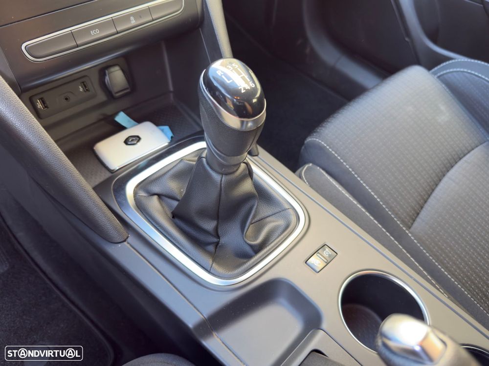 Renault Mégane BLUE dCi 115 ZEN - 16