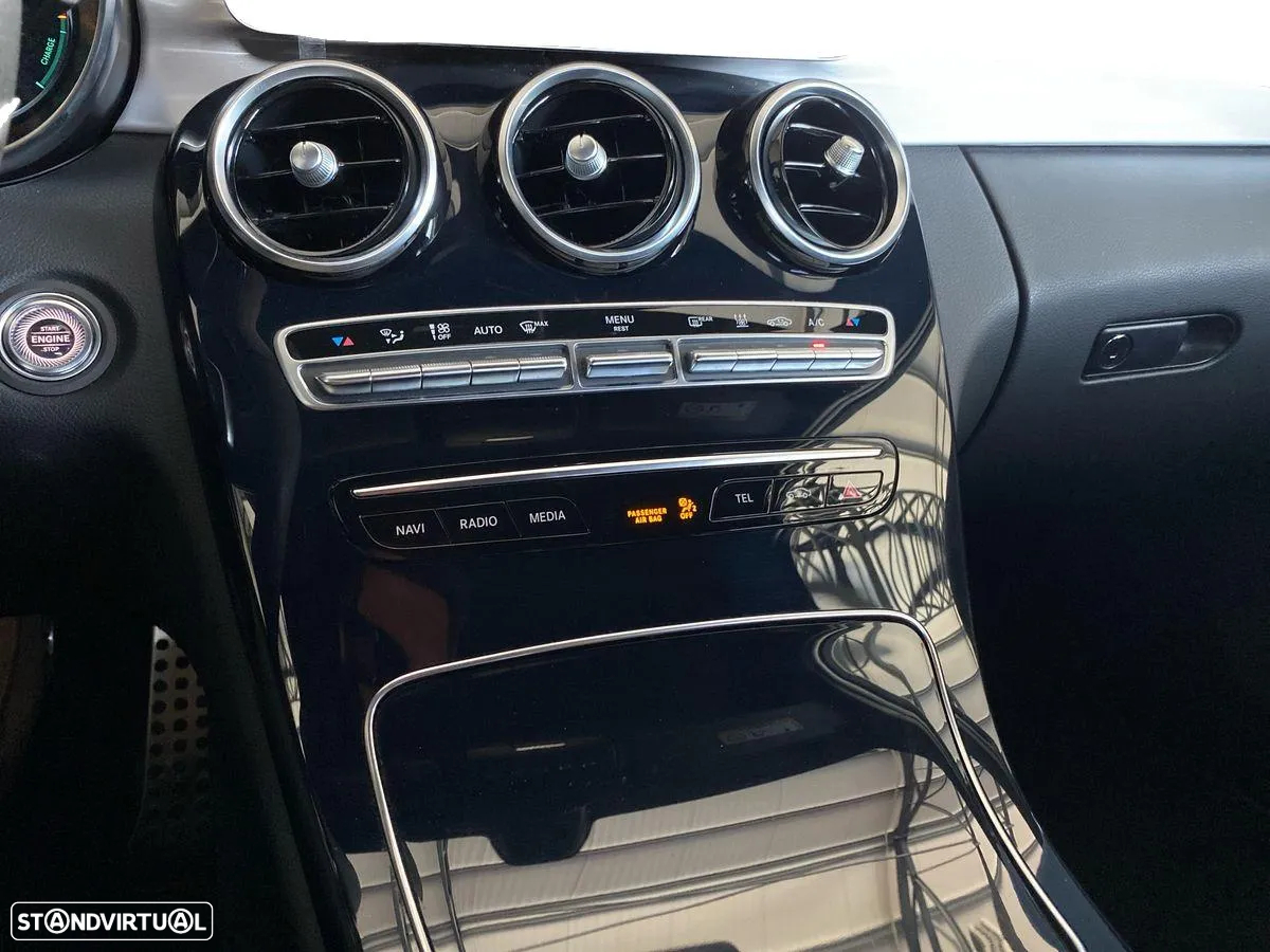 Mercedes-Benz C 300 de AMG Line - 16