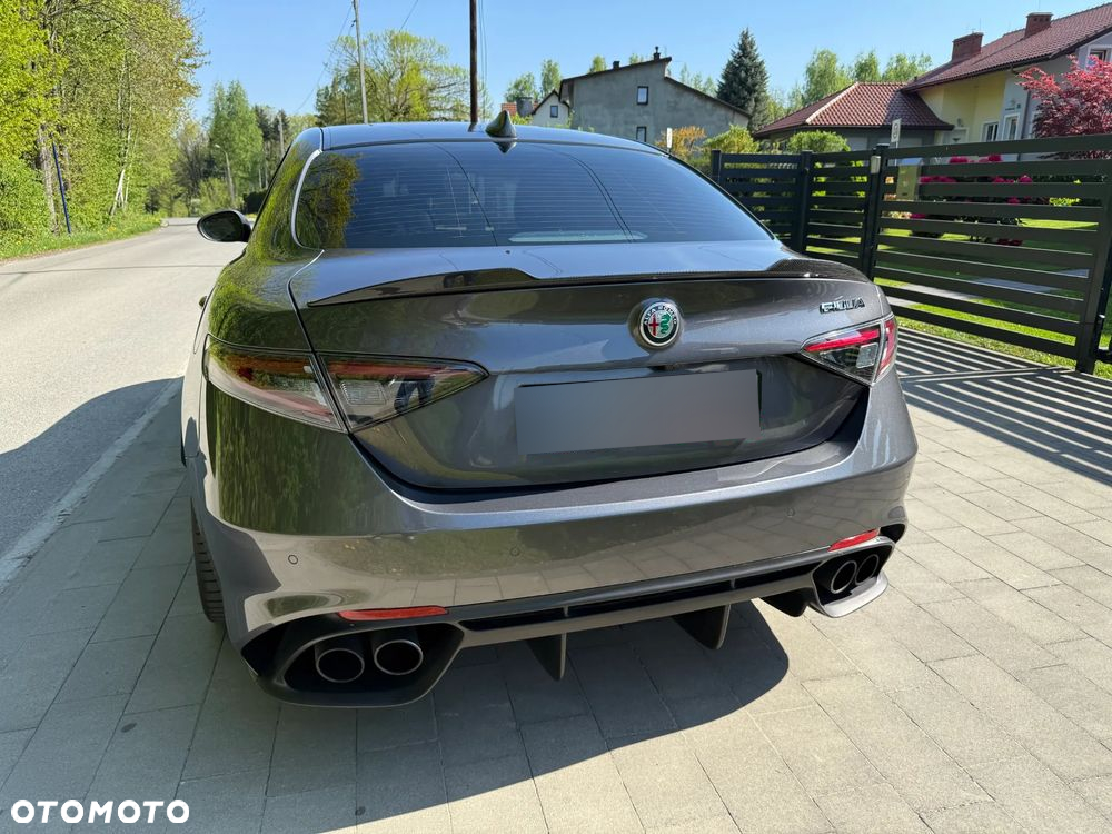 Alfa Romeo Giulia 2.9 Bi Turbo V6 Quadrifoglio - 6
