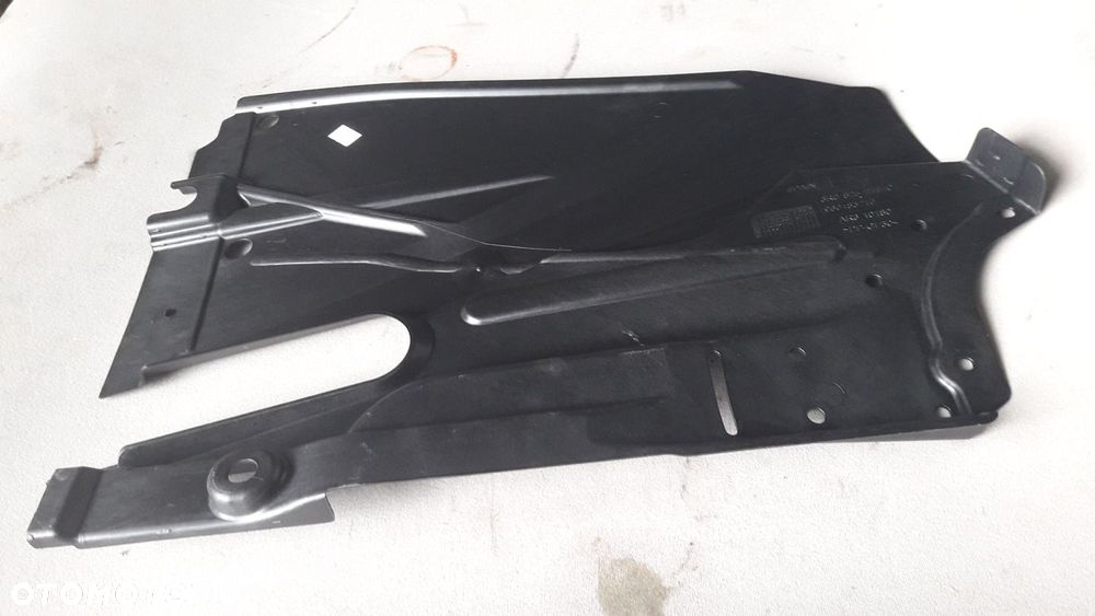NOWA OSŁONA PODŁOGI SEAT EXEO 3R0825215C - 1