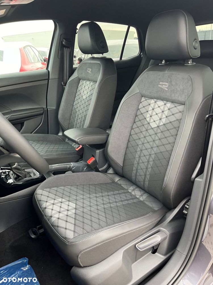 Volkswagen T-Cross 1.0 TSI R-Line Plus DSG - 9