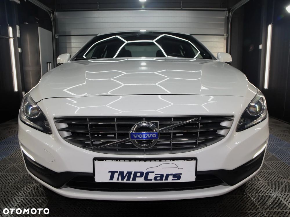 Volvo S60 D4 Drive-E Momentum - 11